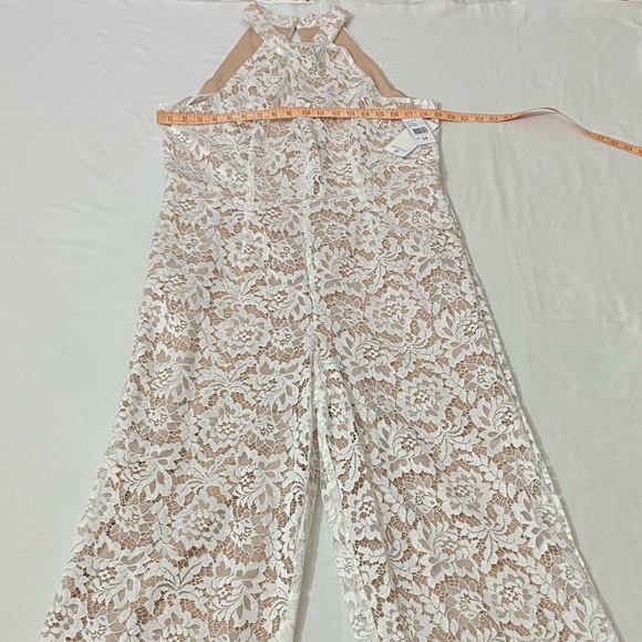 NWT Julia Jordan Knot Neck Halter Lace Ivory / Nude Jumpsuit Size 14. - Picture 7 of 15